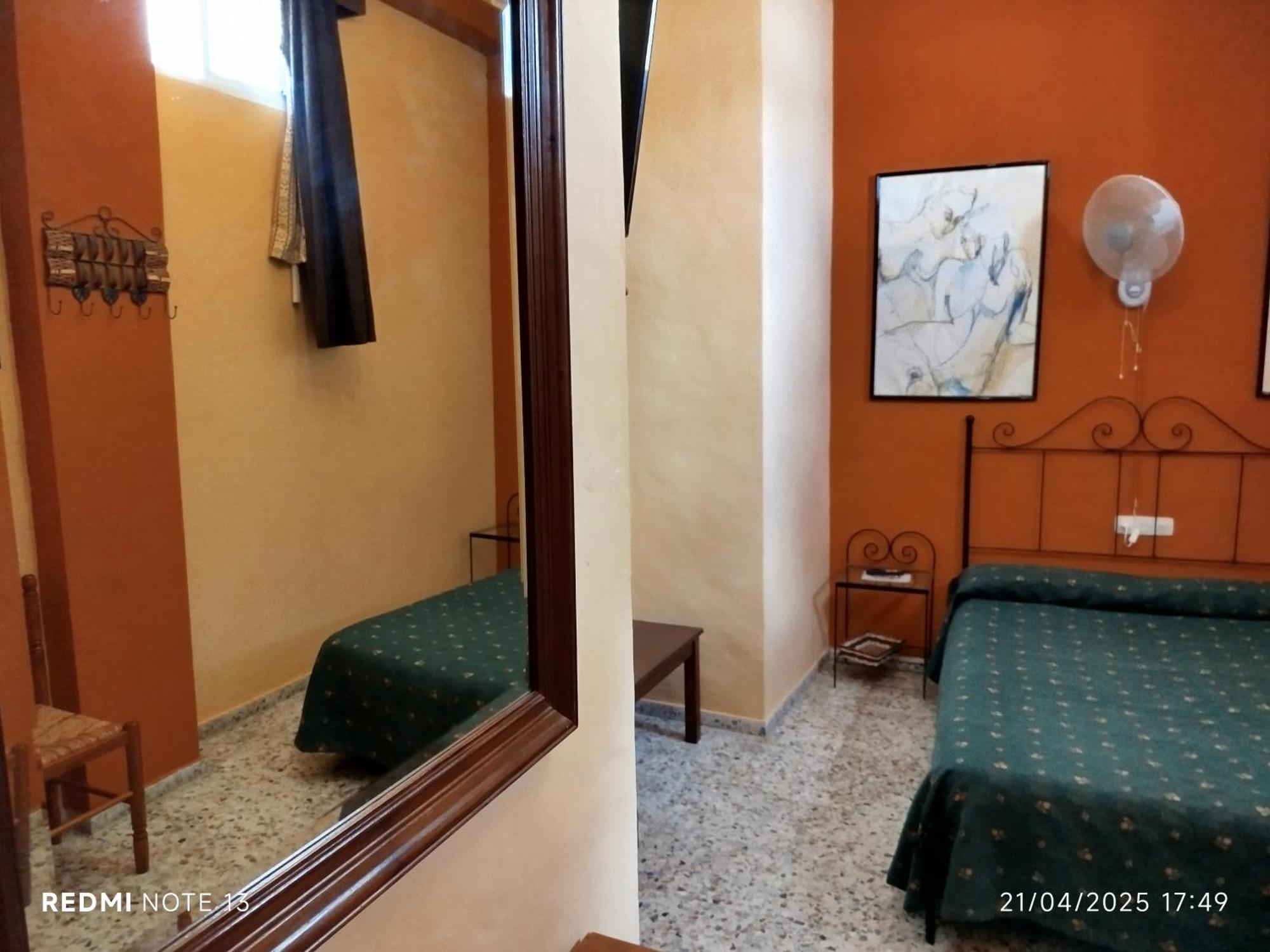 Hostal Manolo El Puerto de Santa Maria Quarto foto